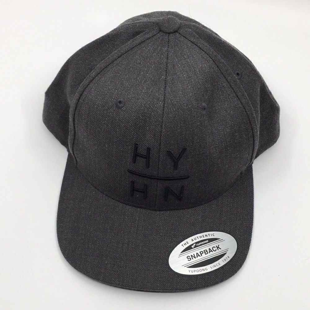 Steve Hutchinson signed hat baseball cap. Yupoong SnapBack Gray and black. - Picture 16 of 16
